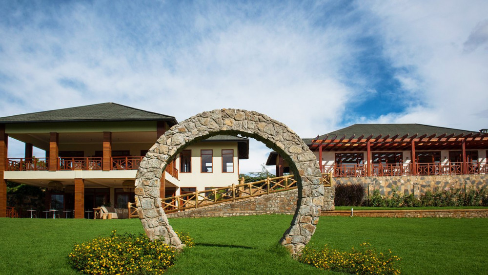 Acacia Farm Lodge 2