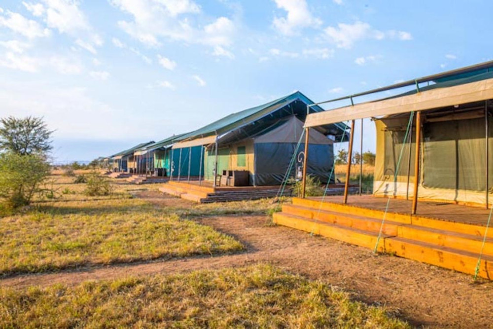 Central Serengeti Luxury Camp 9
