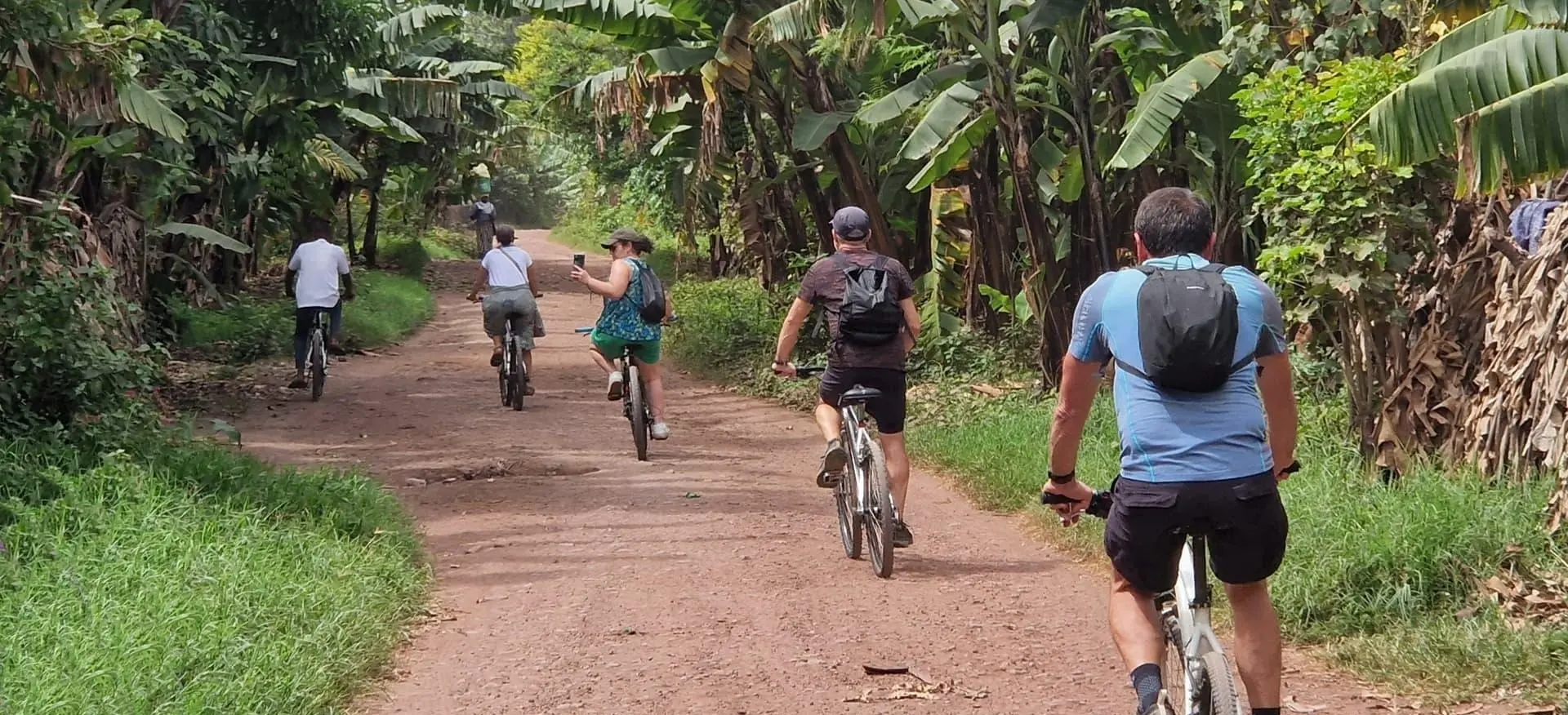 8-Day Wildlife, Culture & Cycling Adventure