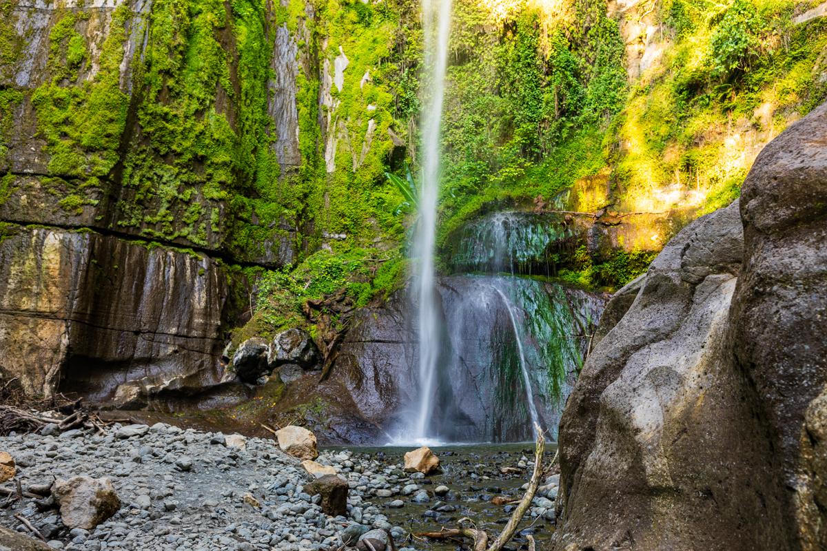 Hike To Meru Waterfall